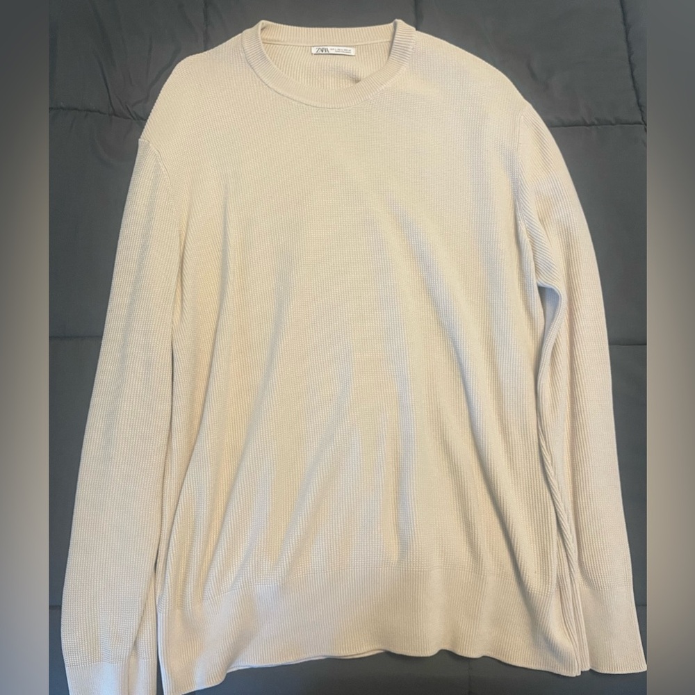 ZARA LARGE CREAM LONG SLEEVE WAFFLE T-SHIRT